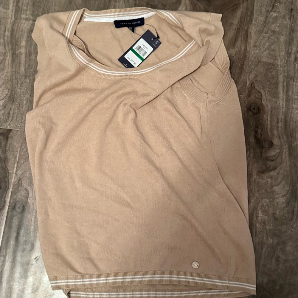 Tommy Hilfiger Sweater Size Large NWT